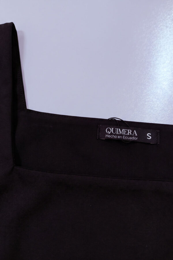 Top Cuadrado Negro